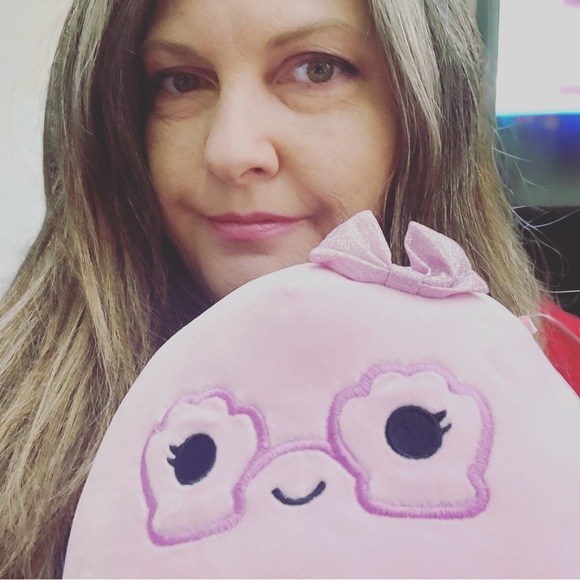 Like to be notified when I go live 🎤 - Picture 4 of 7